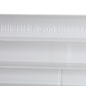 Радиатор биметаллический боковое подключение (белый RAL 9016) RIFAR BASE 200 12 секций в Сочи 9